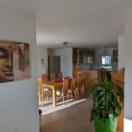 Gaestehaus Guest house *