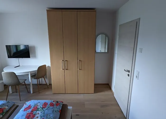 Gaestehaus * 프레이스타트